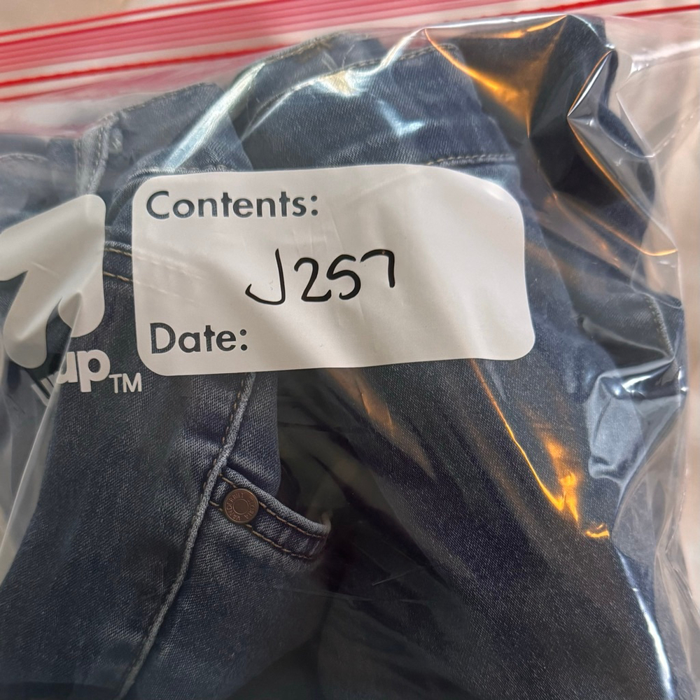Women's Via Vianna Blue Bridget Slim Leg Jeans 20W - Picture 8 of 8